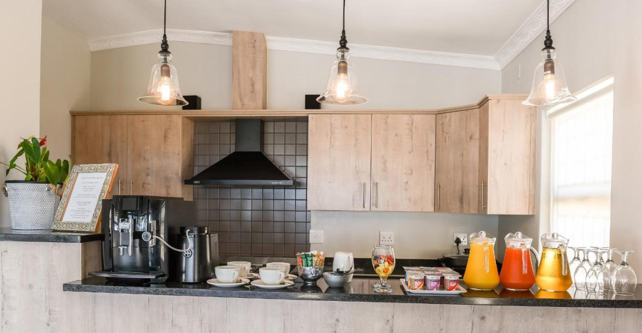 Four Palms Accommodation Durbanville Buitenkant foto