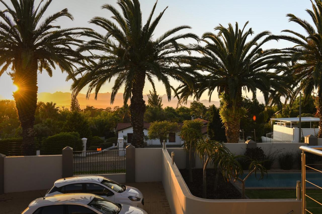Four Palms Accommodation Durbanville Buitenkant foto