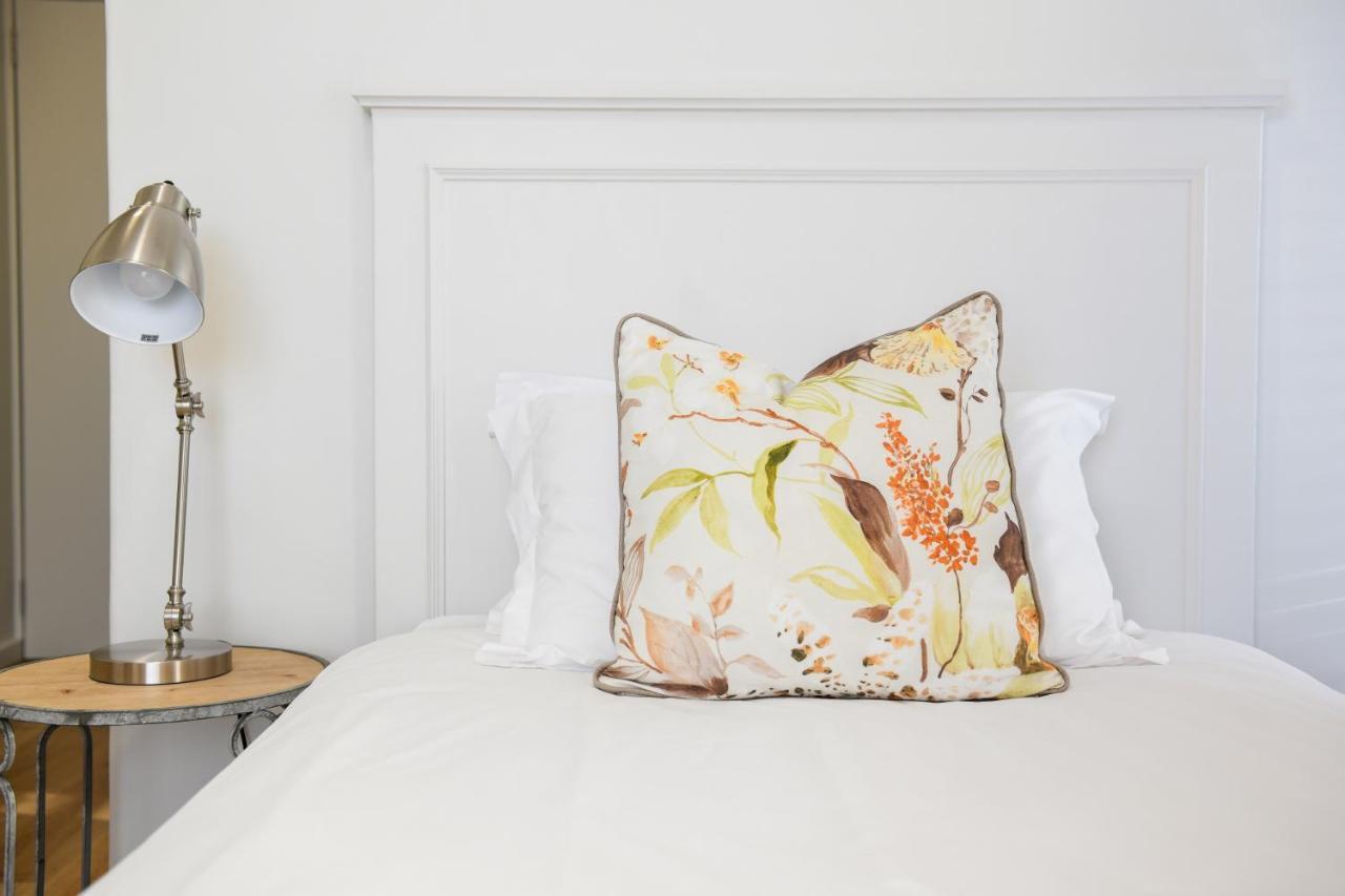 Four Palms Accommodation Durbanville Buitenkant foto