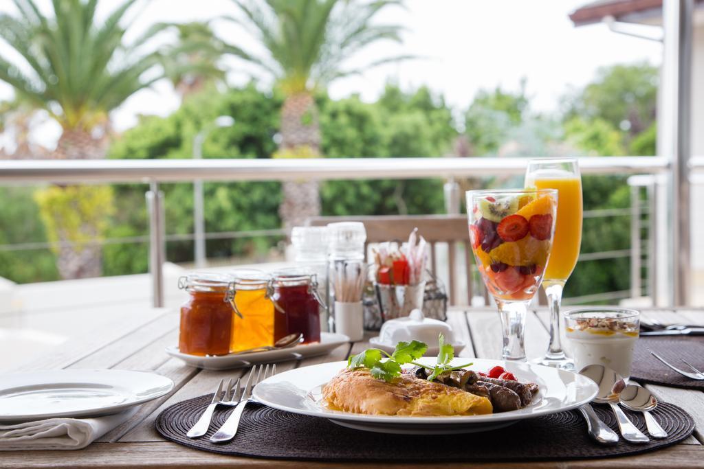 Four Palms Accommodation Durbanville Buitenkant foto