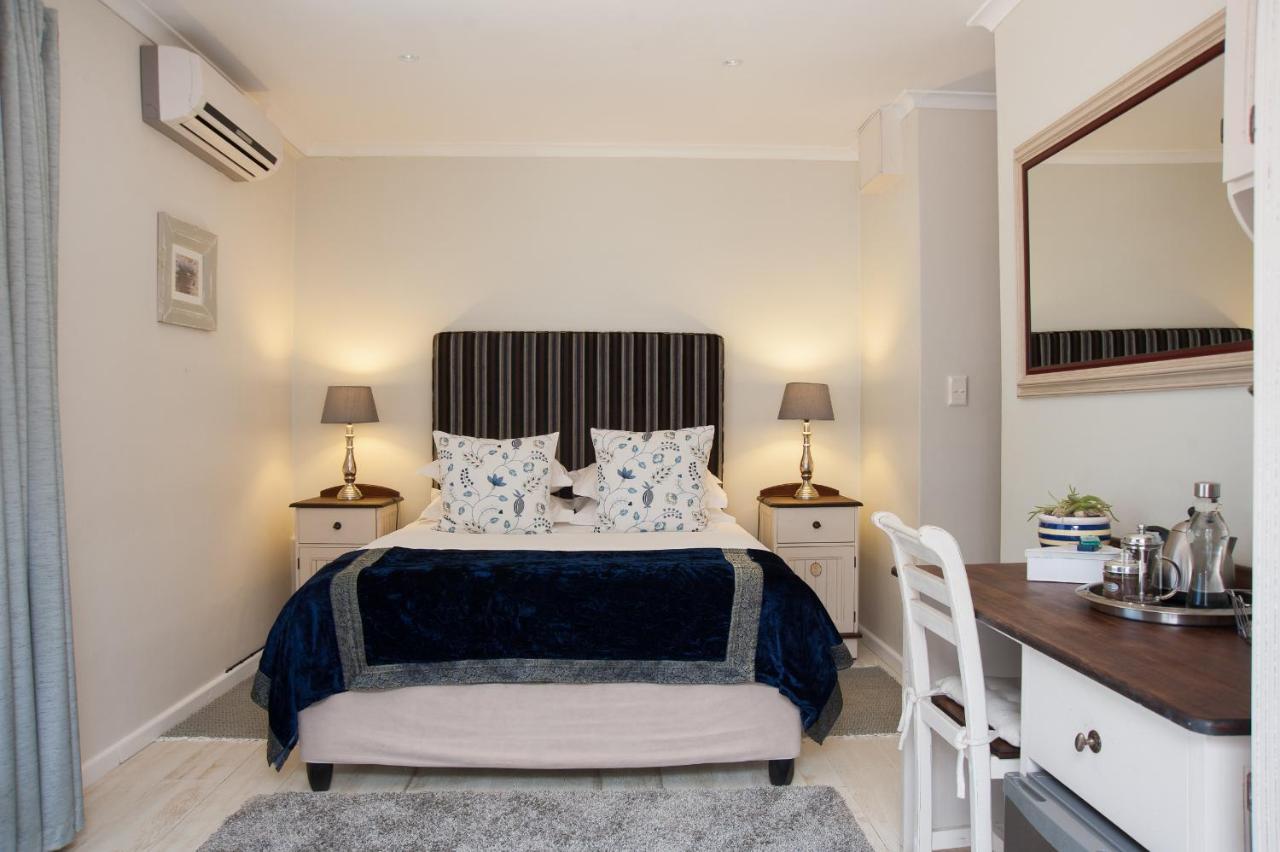 Four Palms Accommodation Durbanville Buitenkant foto